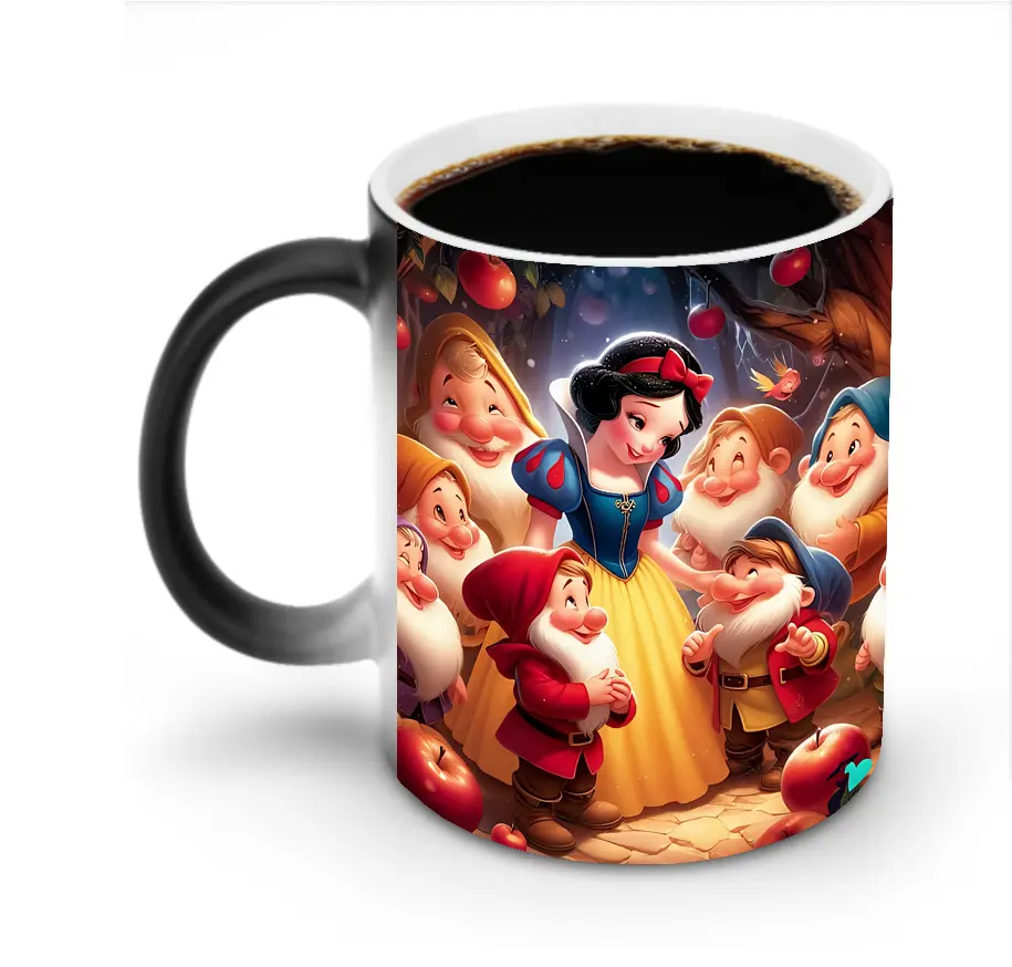 プリンセス 白雪姫＆小人たち りんご ほっこり オリジナルデザイン - 変色マグカップ ・ セラミック ・ 熱転写プリント ・ 耐久性 高品質 ・ ギフト・自宅用 コーヒー お茶