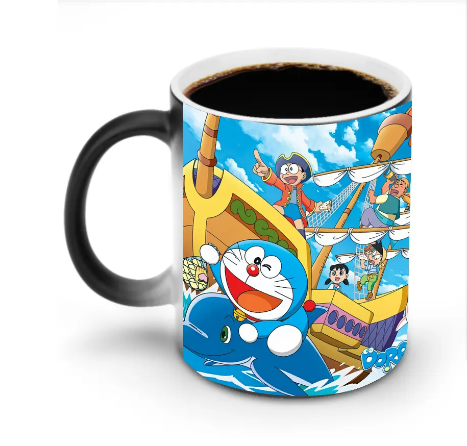 ドラえもん 全キャラクター 海洋で航海冒険 オリジナルデザイン - 変色マグカップ ・ セラミック ・ 熱転写プリント ・ 耐久性 高品質 ・ ギフト・自宅用 コーヒー お茶